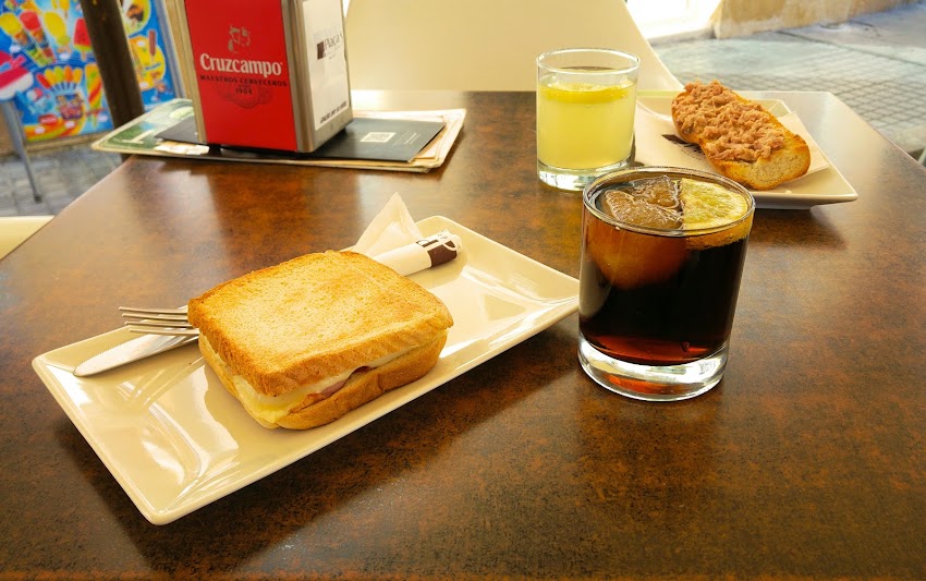 Cafetería Plaça 5