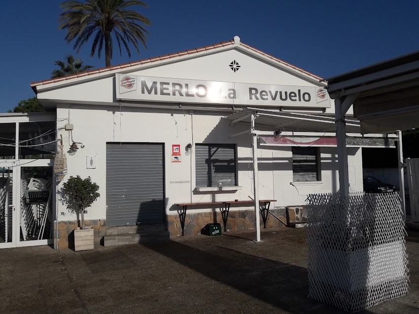 Chiringuito El Merlo – Espetos y Pescado en Pedregalejo | Grupo La Revuelo