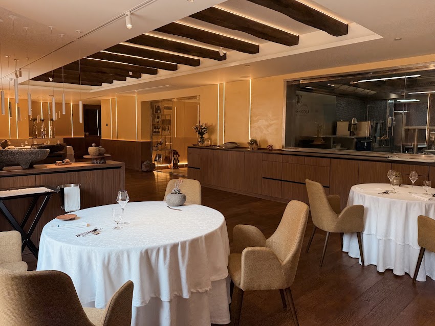 Taste 1973 Restaurant