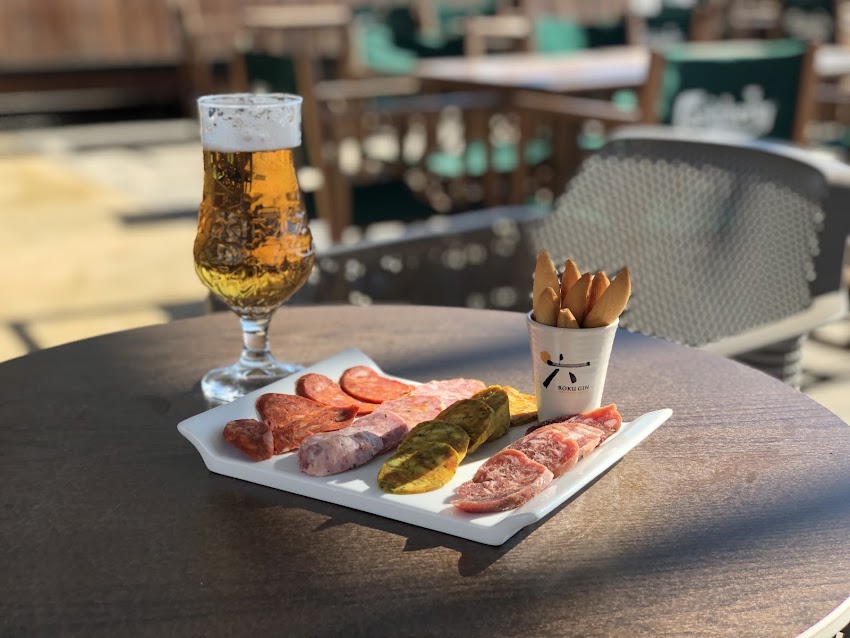 Saint James Santa Pola Urban Bar