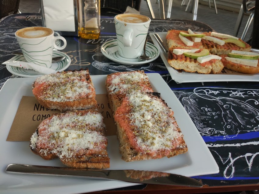 Azabache Café