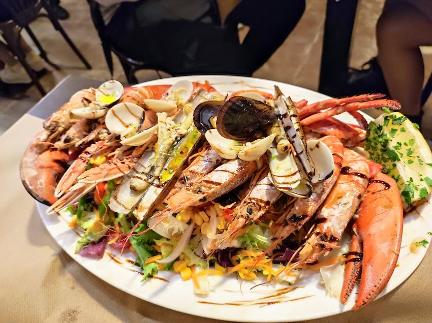 Colom Restaurant