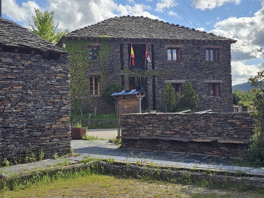 Mesón Jabalí.