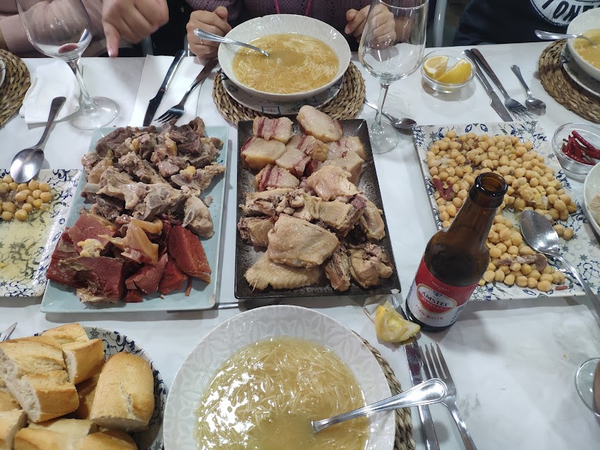 Maxó Comida Casera Cocinada en Leña