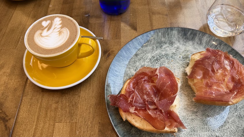 DROP Specialty Coffee Bar & Brunch