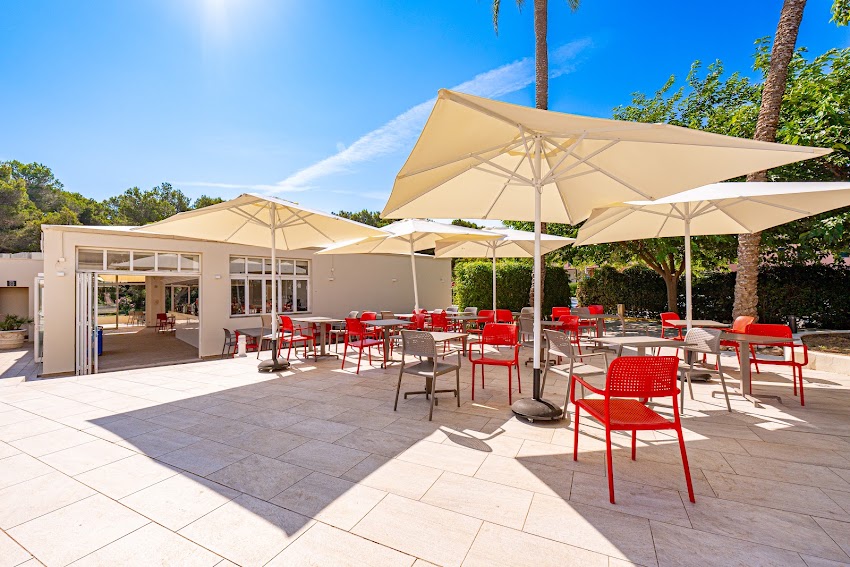 Rosella Pool Bar