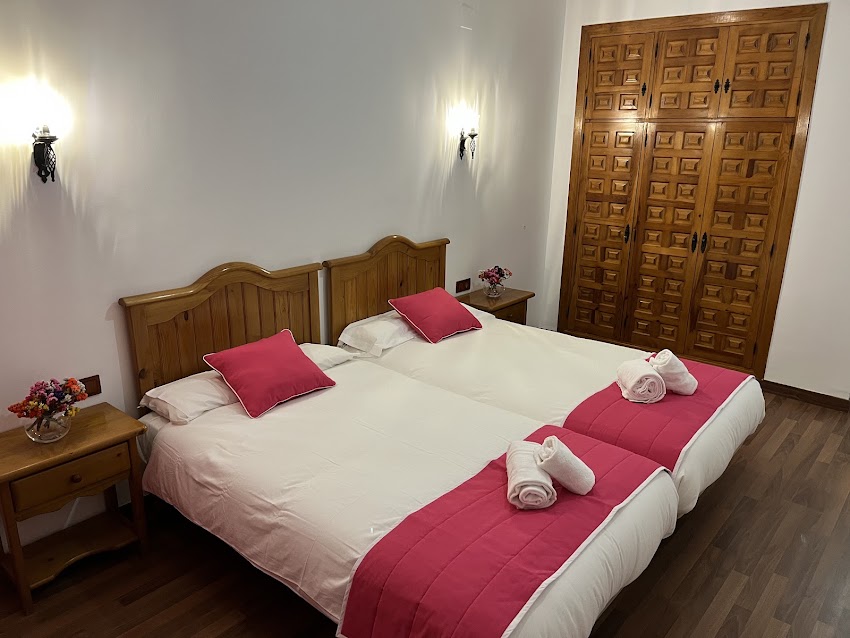 Hostal GC Ciudad Encantada