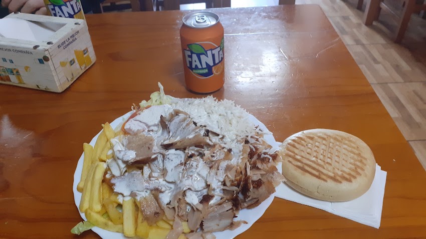 Turkish kebab & Pizarra