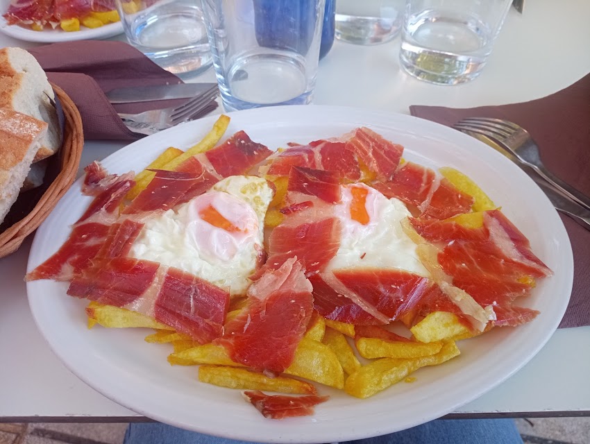 Nuevo Panenkita Bar Restaurante