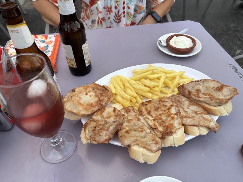 CAFÉ BAR CERRILLO