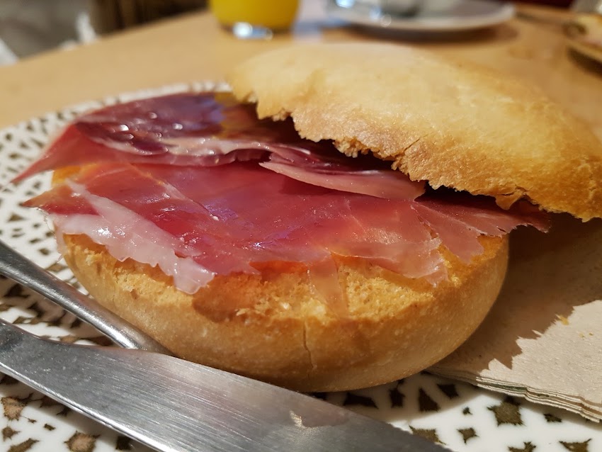 La Tarara Pikoteka