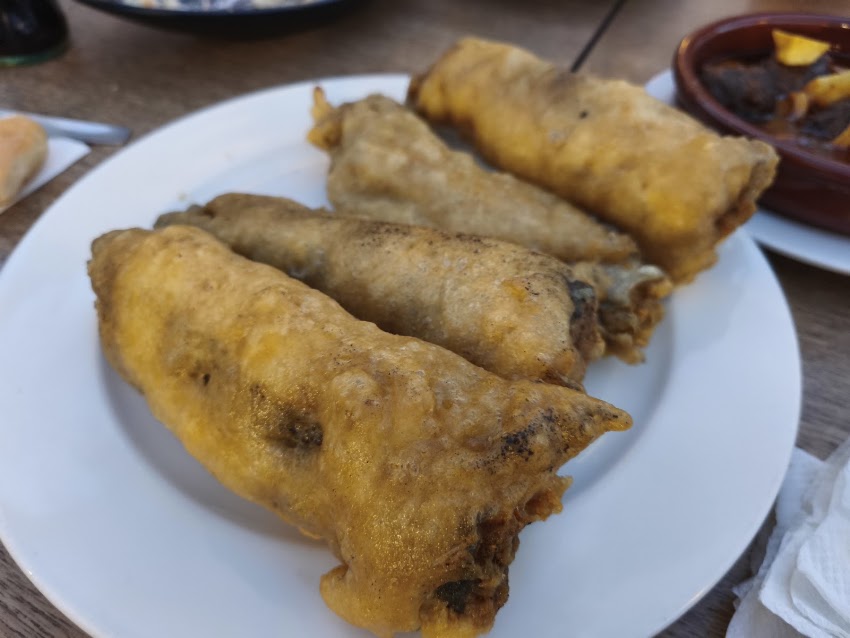 Restaurante La Primera Del Puente