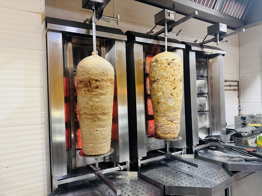 Pizzeria kebab la fama
