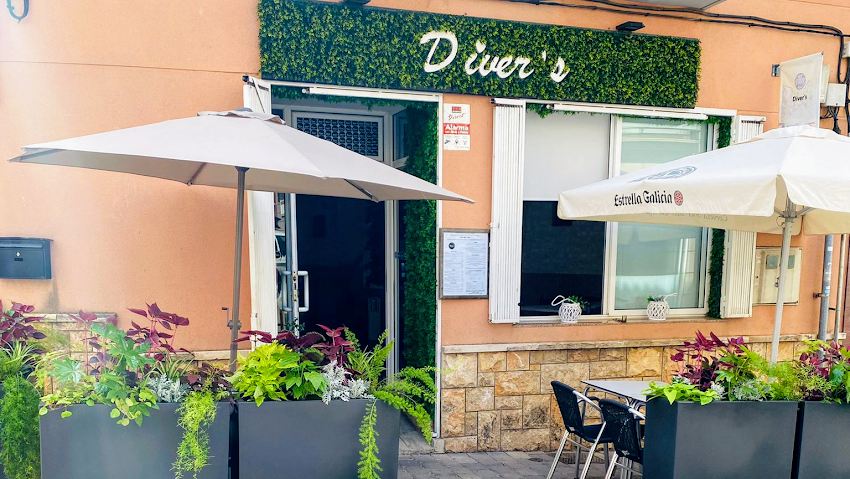 Diver’s restaurant