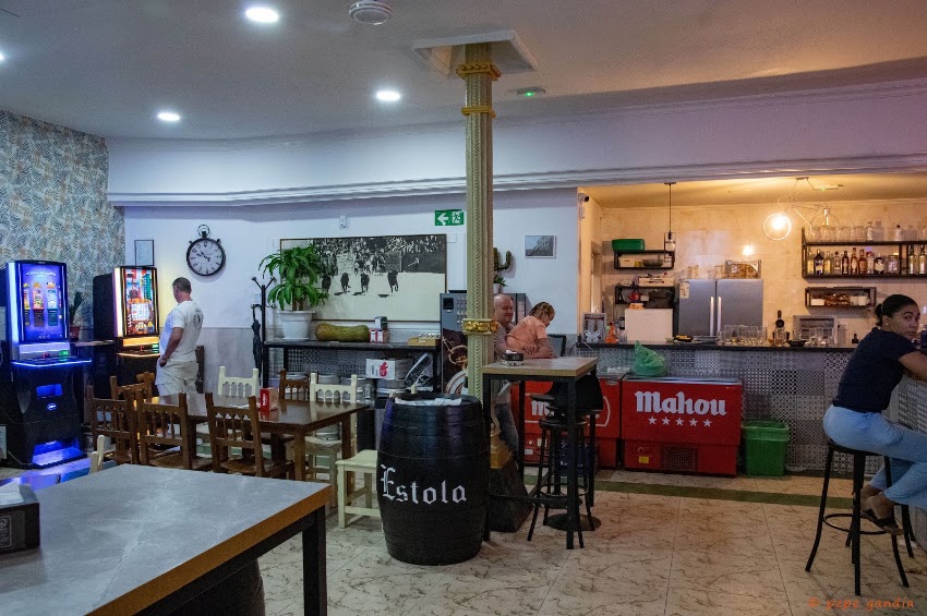 CAFE-BAR CARLOS III