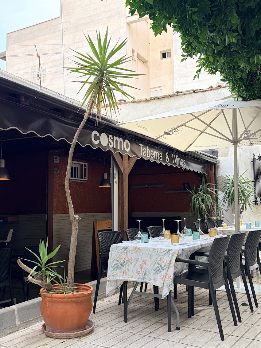 Cosmo Taberna & Wines