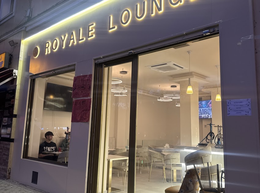 Shushi Royal lounge