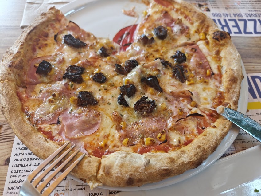 PIZZERIA PINARLANDIA