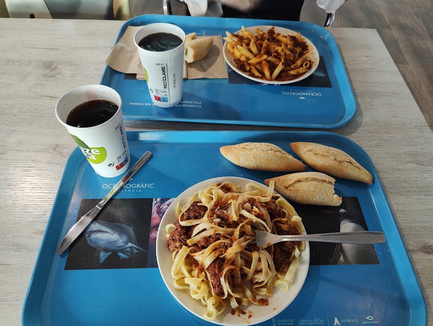 Restaurante de Autoservicio La Lonja