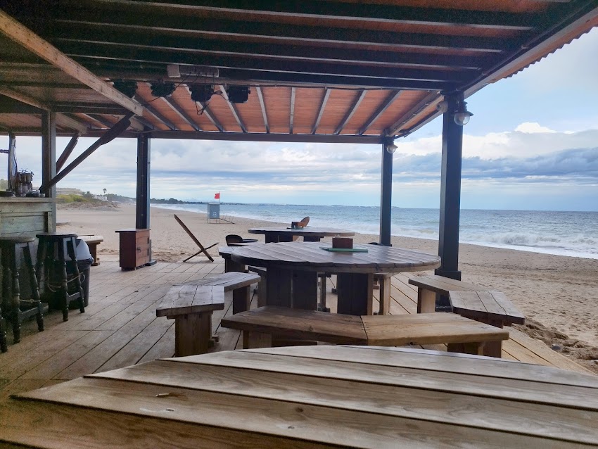 Natural Beach Bar