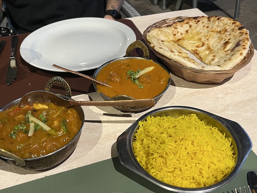Agra Tandoori Indian Restaurant