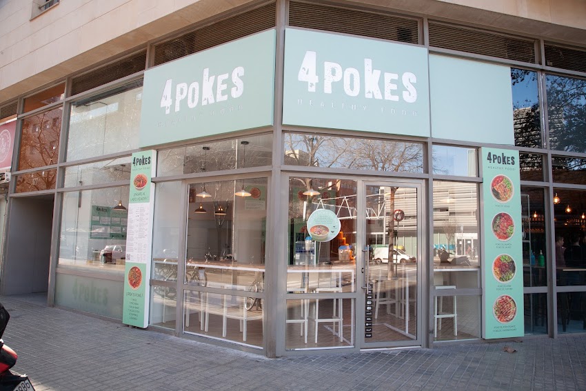 4 Makis Poblenou