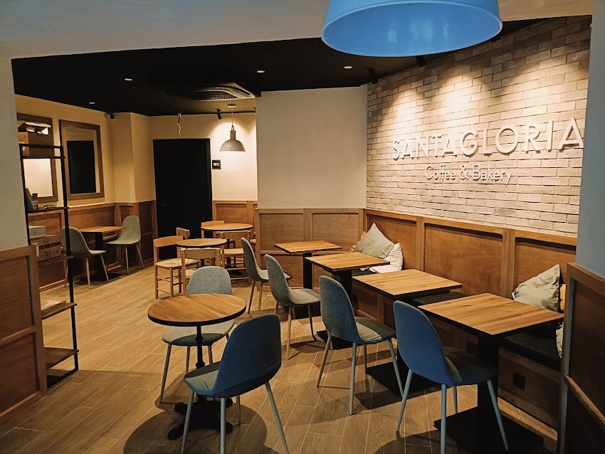 Santagloria Coffee & Bakery