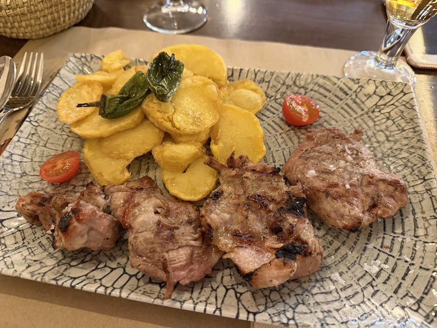 Parrilla y platillos