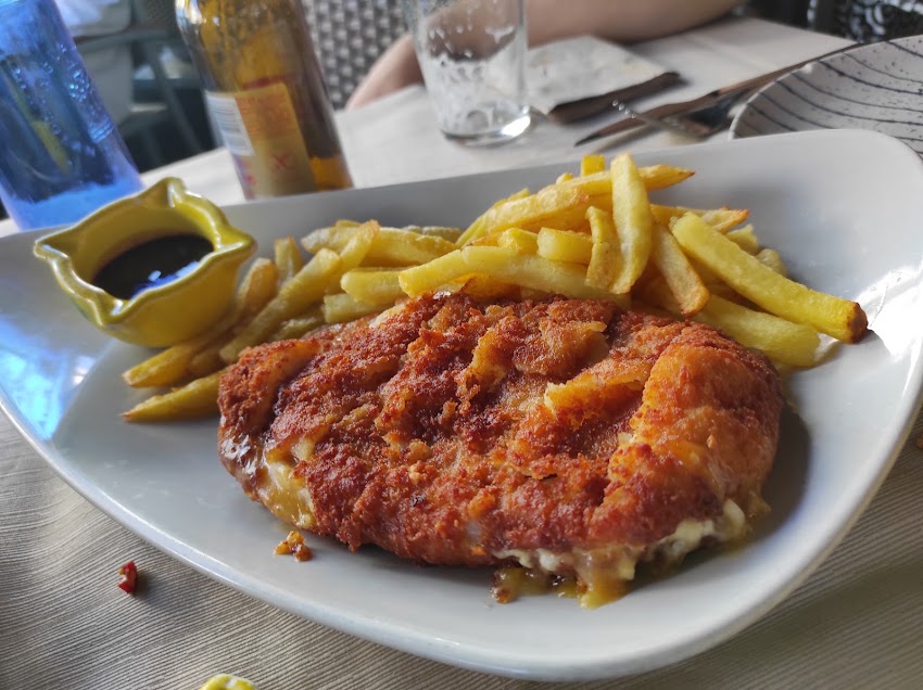 Qarnal Take Away • Restaurante de Comida a domicilio en Madrid
