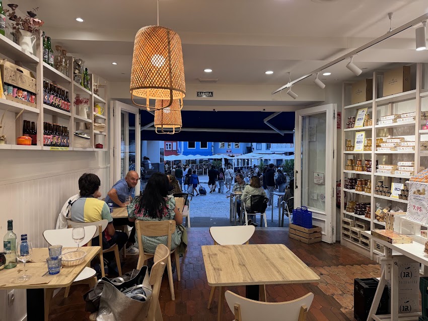 La Gijonesa Bar – Tienda