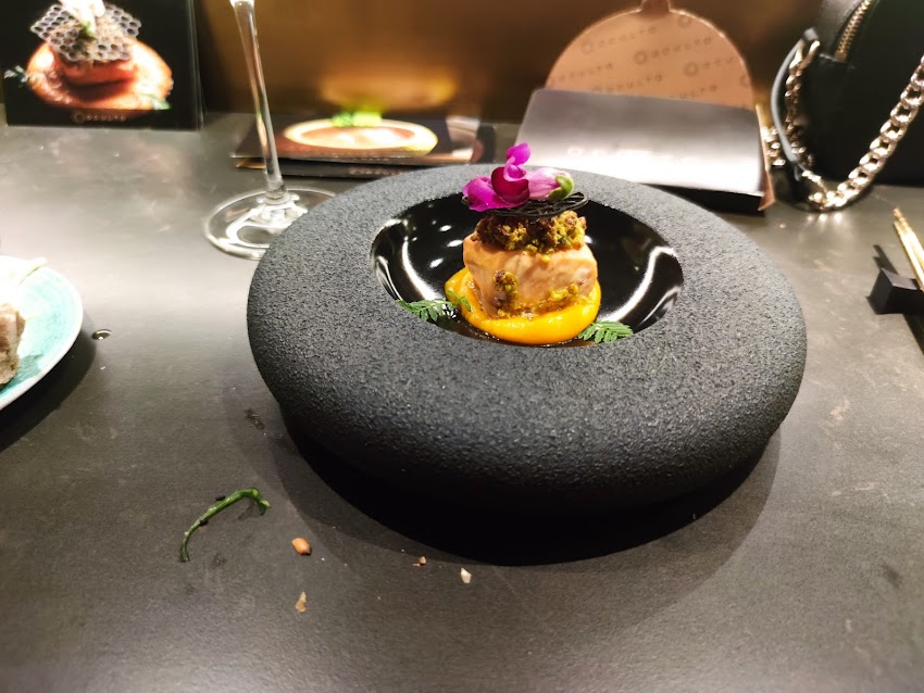 Oculto l Restaurante Nerja