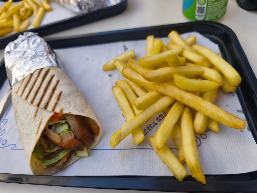Turkish kebab y pizza