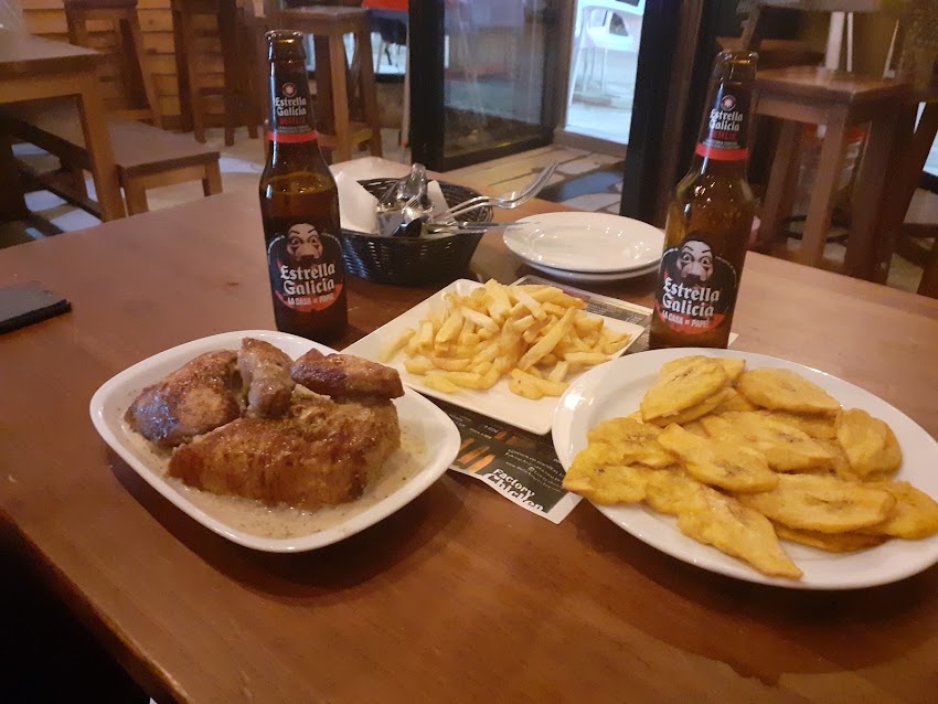 Restaurante The Factory Chicken