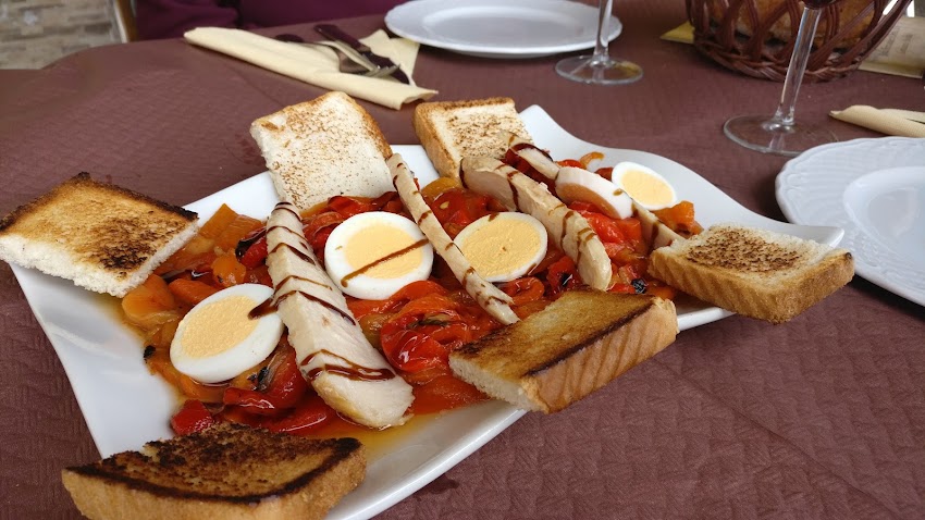 Cafe Bar El Paseo