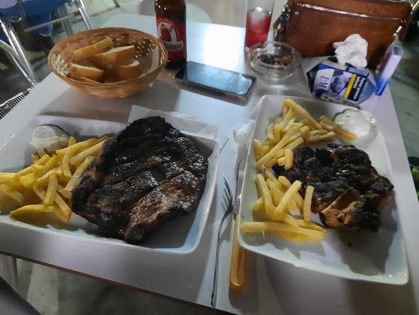 Estacion de Servicio «Celia» & Bar Avalon