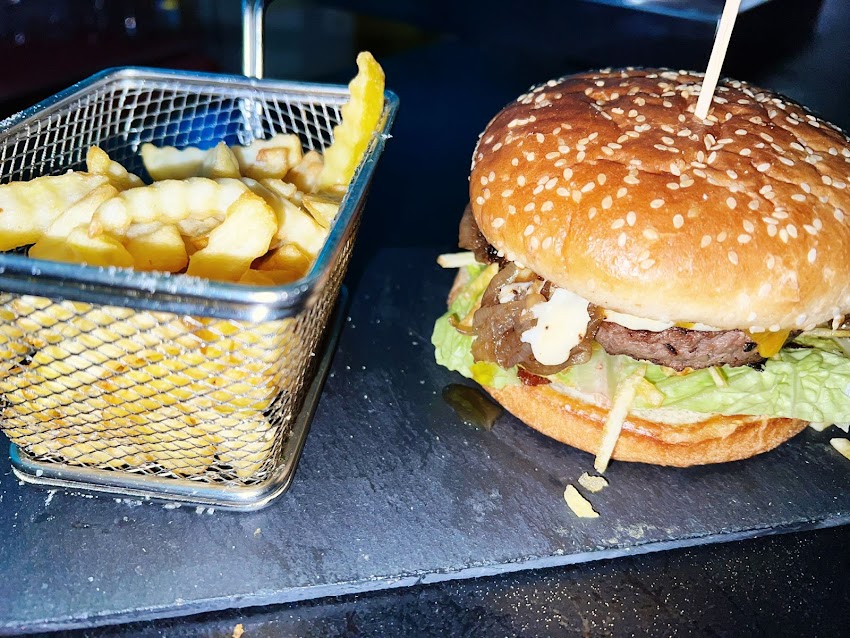 DECADAS FOOD BAR