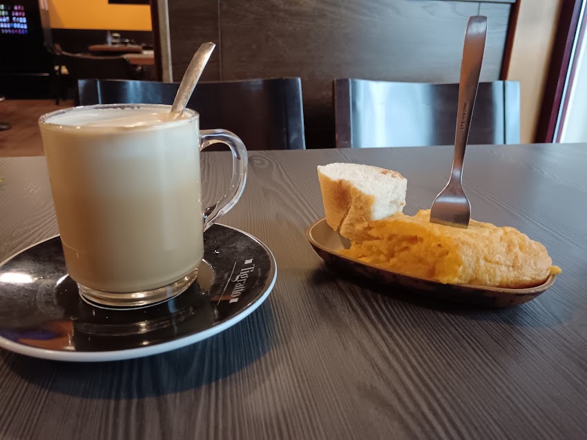 Café Bar Ronnie