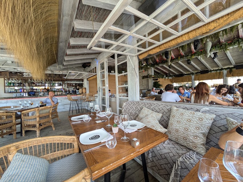 Playa Padre: Beach club & restaurant