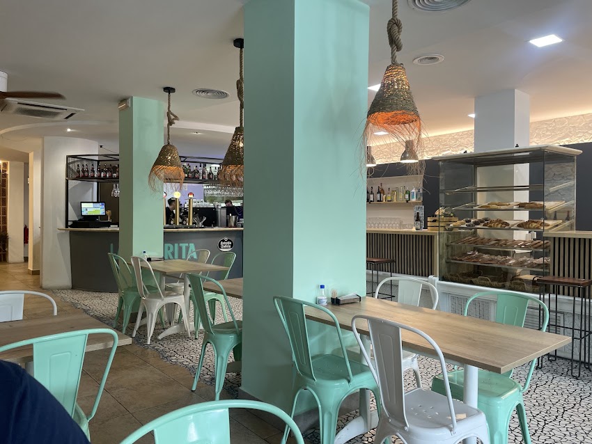 La Favorita Bar Café
