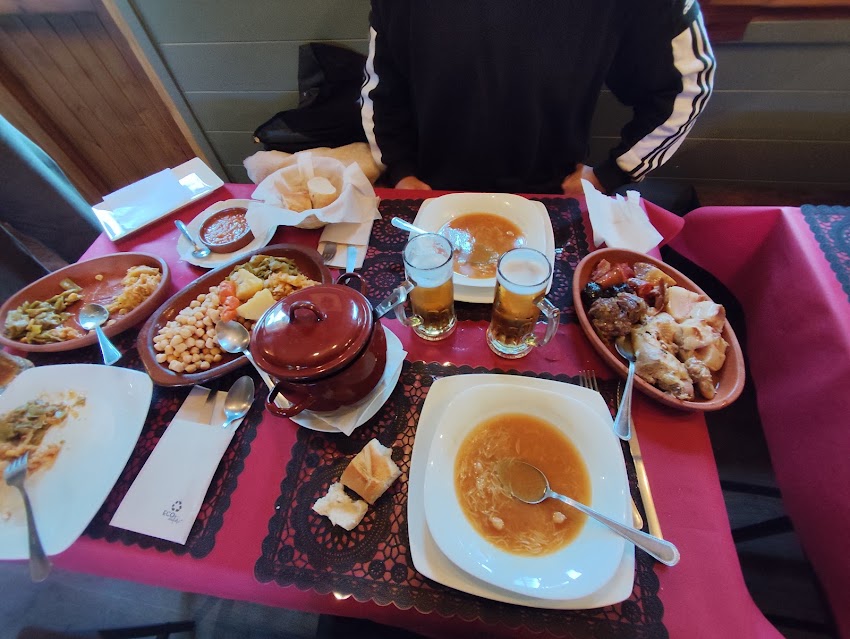CESAR TAPAS
