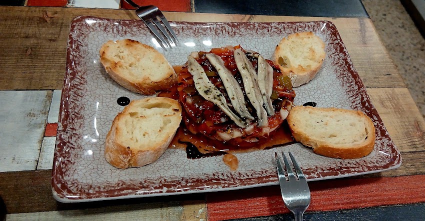 BAR LA NATA, especialistas en croquetones y tortillas