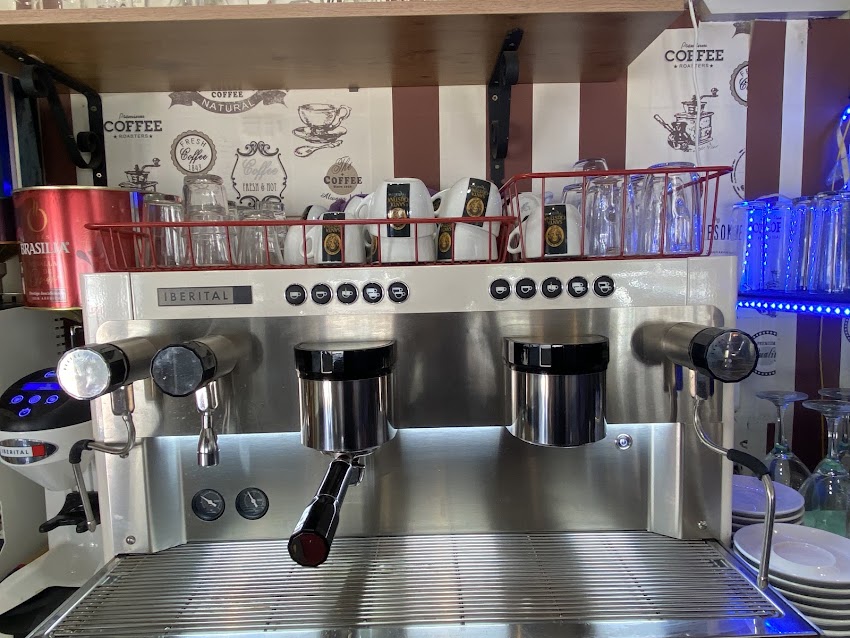 Los Sentidos Bar