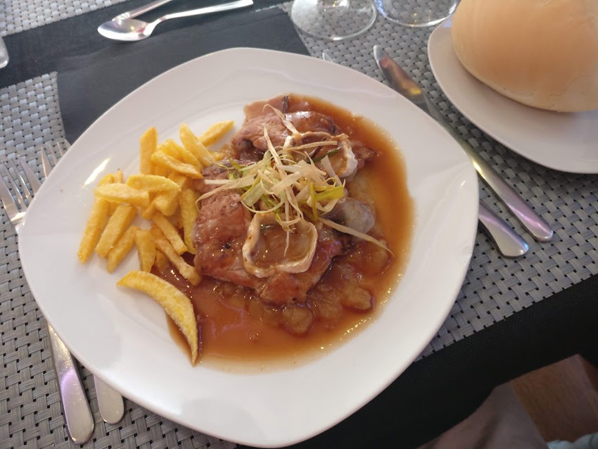 Le Gourmet Restaurante