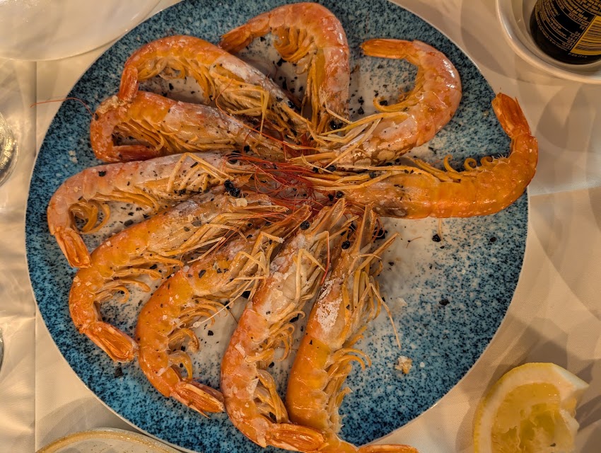Mix La Pineda Restaurant