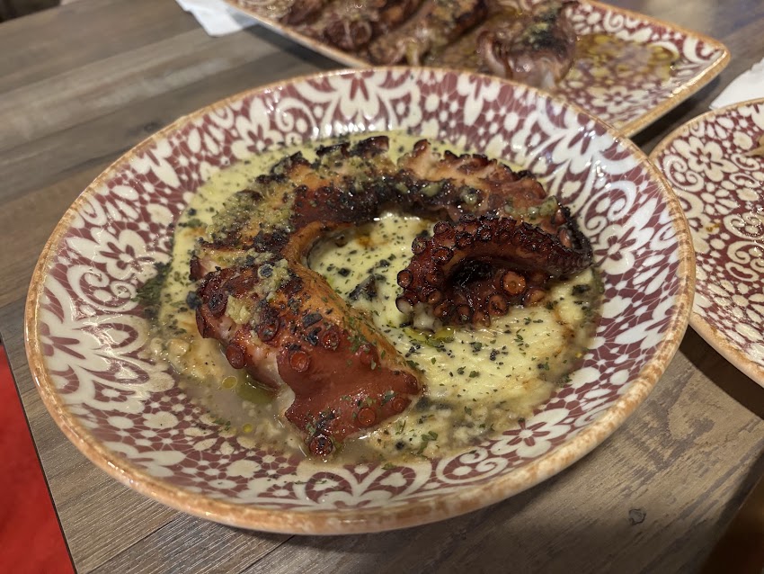 Tenacitas seafood
