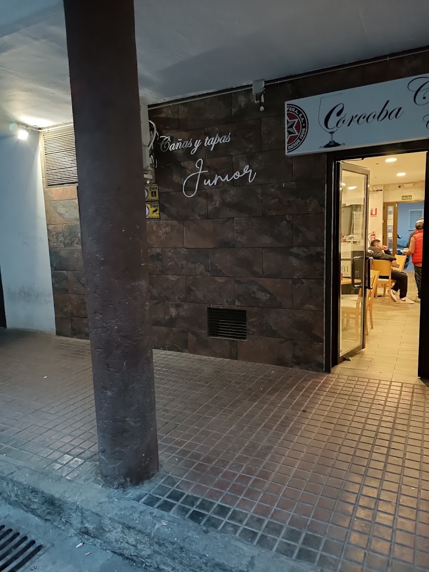 Bar Junior