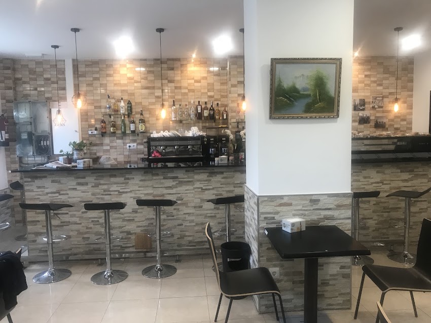 Sushi Bar Restaurant