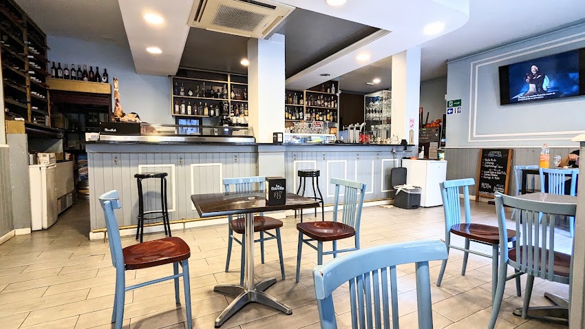 Bar Cris 70