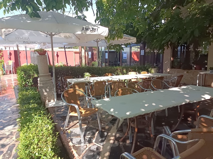 Hotel Restaurante EL NOGAL