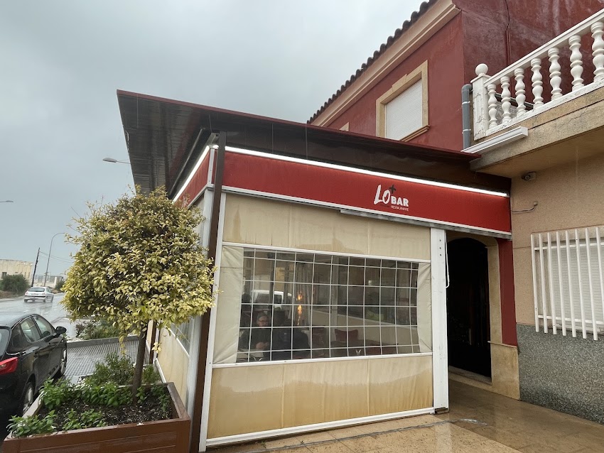 Loma’s Bar Restaurante / Salon de celebraciones en Puerto Lumbreras